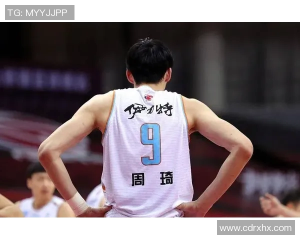 新疆队签约姚明儿子姚皓舟，备战新赛季备受关注