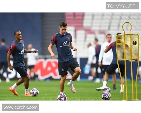 内马尔重返欧冠赛场，巴黎圣日耳曼准备迎战曼联队